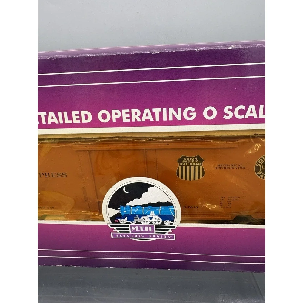 MTH RailKing 20-94086 Pacific Fruit Express Operating Reefer Car (#300589) RARE